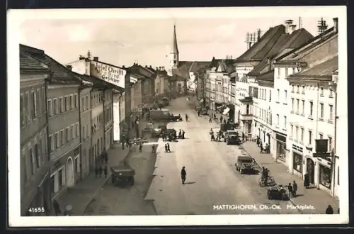 AK Mattighofen, Marktplatz mit Gasthof und Geschäften