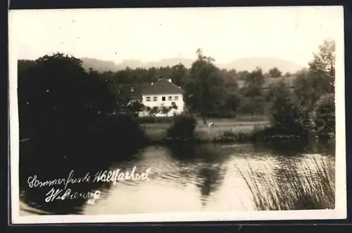 AK Wilhering, Gebäudeansicht vom Wasser aus