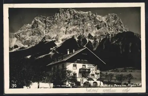 AK Ehrwald, Pension Alpenhof mit Bergpanorama