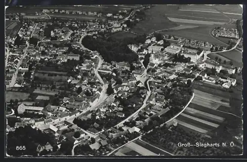 AK Gross-Siegharts, Totalansicht vom Flugzeug aus