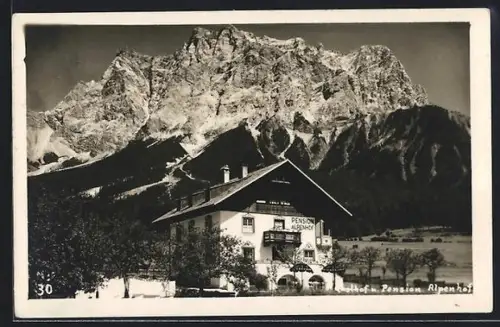 AK Ehrwald, Pension Alpenhof mit Bergpanorama