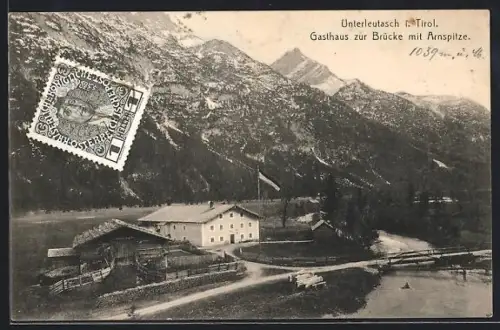 AK Leutasch in Tirol, Unterleutasch, Gasthaus zur Brücke mit Arnspitze und Brücke