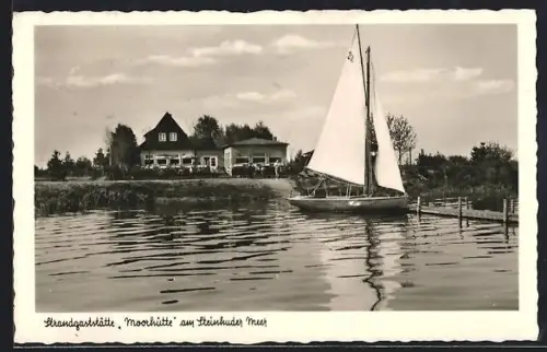 AK Steinhude, Strandgaststätte Moorhütte, Segelboot am Steinhuder Meer