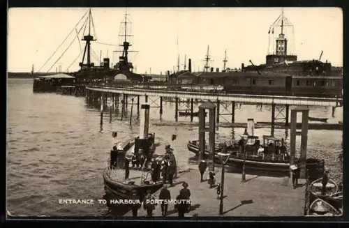 AK Portsmouth, Entrance to Harbour
