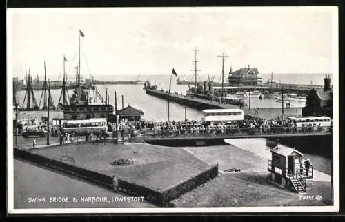 AK Lowestoft, Swing Bridge & Harbour