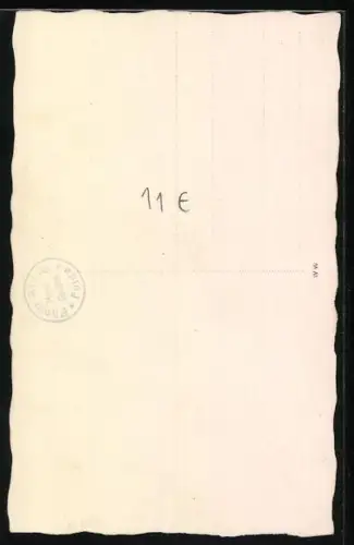 AK Kind mit Ball, Teddy und Spielzeugauto