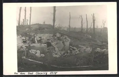Foto-AK Chérisy, Ruines devant le village après la guerre 1918