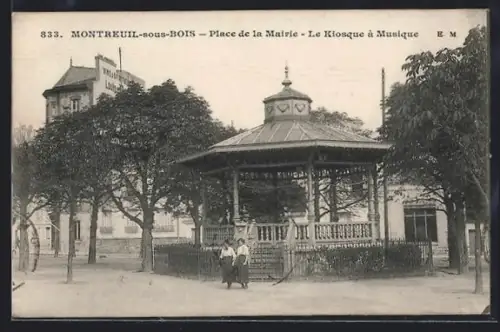 AK Montreuil-sous-Bois, Place de la Mairie, Le Kiosque à Musique