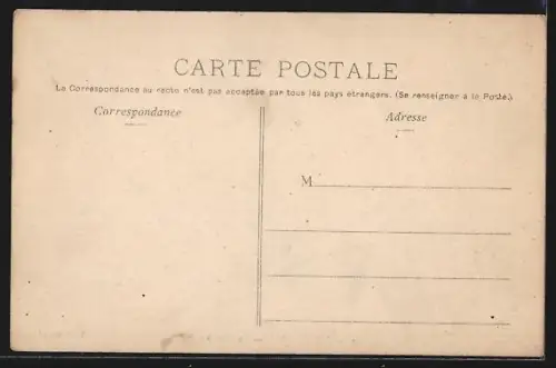 AK Montreuil, La rue du Pré avec tramway