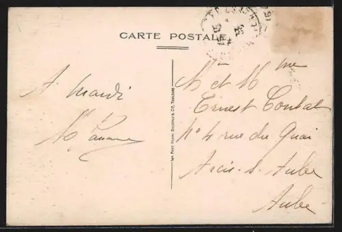 AK Noisy-le-Sec, Rue de Paris avec hôtel et charcuterie