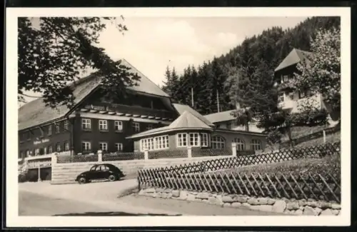 AK Menzenschwand, Gasthaus Hirschen und Haus Hubertus