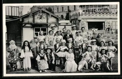 AK C.H. Schäfers Circus-Stadt Liliput, Liliputaner-Artisten in Kostümen