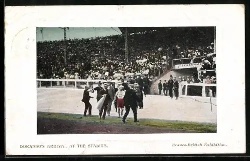 AK London, Franco-British Exhibition 1908, Dorando`s Arrival at the Stadium