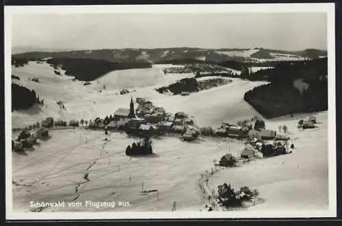 Lithographie Schönwald / Schwarzwald, Ortsansicht vom Flugzeug aus