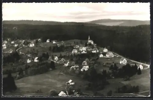 AK Oberbränd / Hochschwarzwald, Ortsansicht mit Kirche