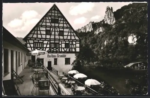 AK Thiergarten / Donau, Gasthaus Neumühle, Terrasse, Bes. Erich Sessler