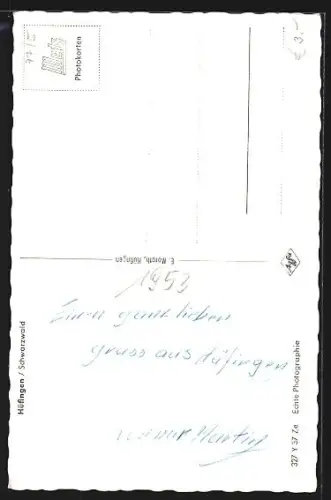 AK Hüfingen /Schwarzwald, Festzug in der Hauptstrasse mit Blick zur Kirche