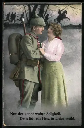 AK Soldat mit Pickelhaube hält die Hände seiner Liebsten