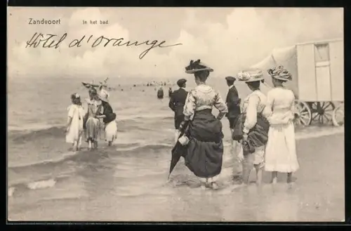 AK Zandvoort, In het bad