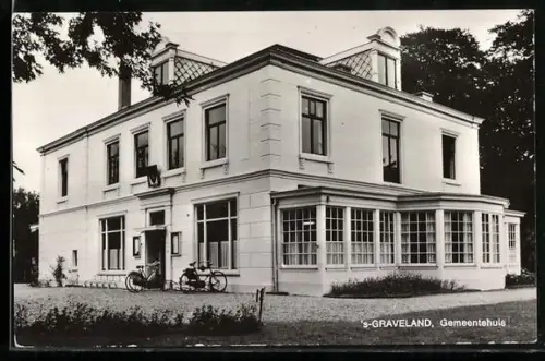 AK `s-Graveland, Gemeentehuis