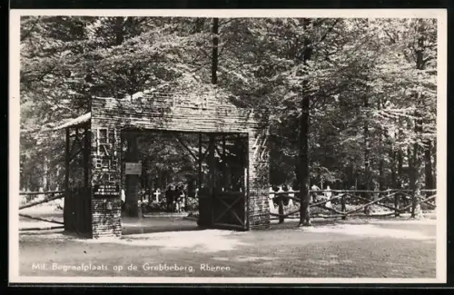 AK Rhenen, Mil. Begraafplaats op de Grebbeberg