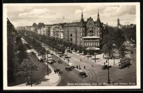AK Berlin-Charlottenburg, Knie mit Bismarck- und Berliner Strasse aus der Vogelschau, Strassenbahn