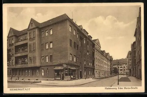 AK Berlin-Siemensstadt, Halskesteig Ecke Hertz-Strasse