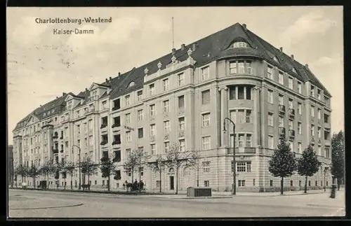 AK Berlin-Westend, Strasseneck am Kaiserdamm