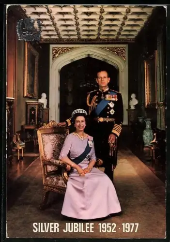 AK Queen Elizabeth II., Silver Jubilee 1977, Portrait mit Gemahl, Wappen