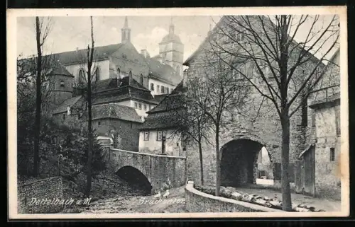 AK Dettelbach, Ortsansicht mit Steinbrücke