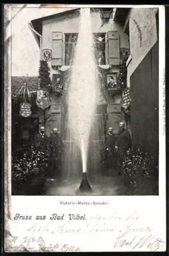 AK Bad Vilbel, Victoria-Melita-Sprudel mit Männern