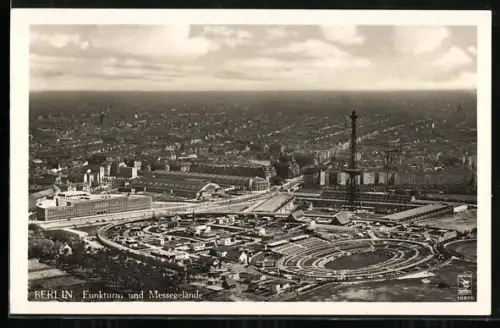 AK Berlin-Charlottenburg, Messegelände mit Funkturm