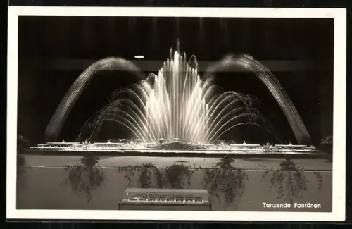 AK Berlin, Deutsche Gastwirts-, Konditoren- und Nahrungsmittel-Messe 1956, Tanzende Fontänen