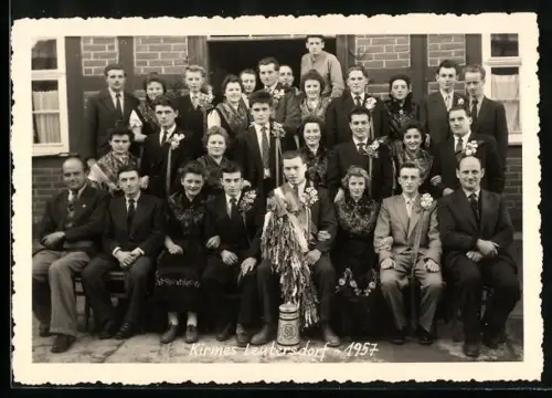 AK Leutersdorf / Thür., Kirmes 1957