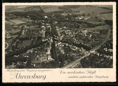 AK Ahrensburg / Holstein, Luftaufnahme der Stadt und Umgebung