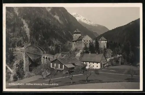 AK Wiesberg, Arlbergbahn mit Trisannabrücke u. Schloss