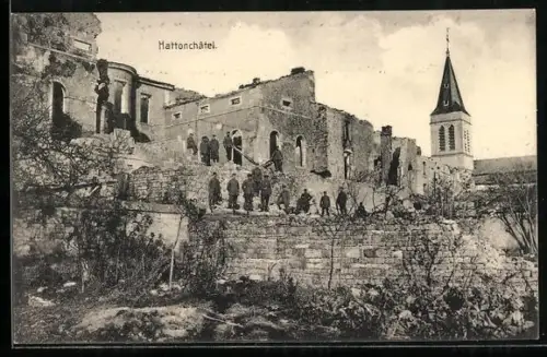 AK Hattonchatel, deutsche Soldaten an der zerschossenen Kathedrale