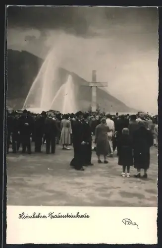 AK Gmunden, Heimkehrer, Traunsteinkreuz, Veranstaltung, Wasserfontänen