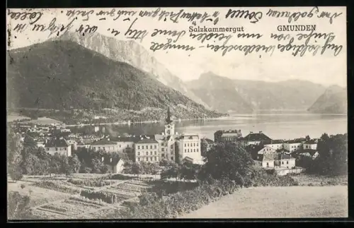 AK Gmunden /Salzkammergut, Panorama mit See und Bergkulisse