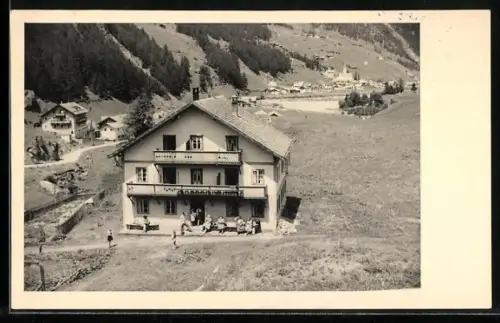 AK Sölden, Ortsansicht mit Fremdenheim Martin