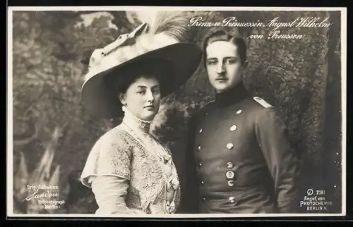 AK Prinz August Wilhelm von Preussen mit seiner Braut
