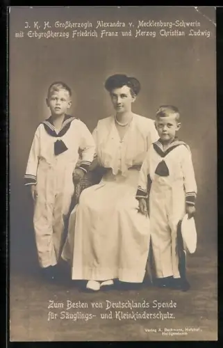AK J. K. H. Grossherzogin Alexandra von Mecklenburg-Schwerin mit Erbgrossherzog Friedrich Franz u. Herzog Christian Ludwig