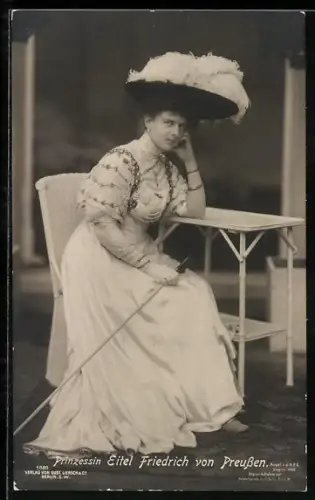 AK Prinzessin Eitel Friedrich von Preussen, mit Stock & Hut