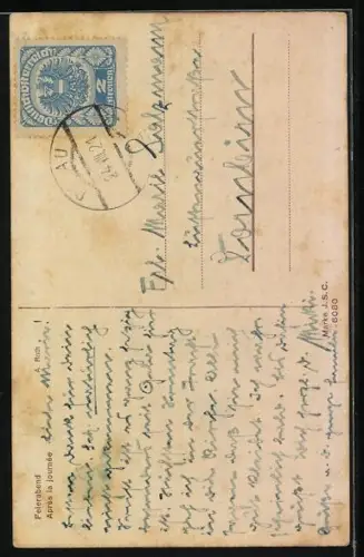 AK Tierpräparator raucht Pfeife und liest Zeitung