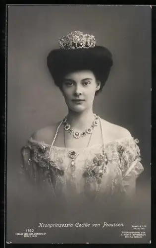 AK Portrait Kronprinzessin Cecilie von Preussen