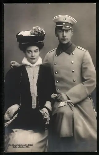 AK Kronprinz Wilhelm von Preussen in Uniform mit Kronprinzessin Cecilie