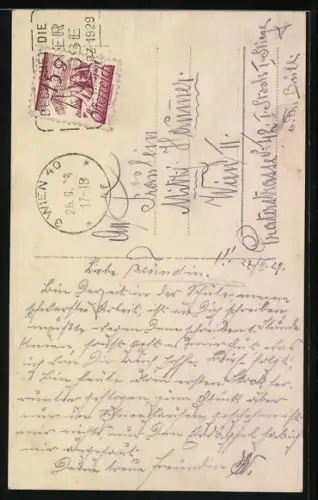 AK Eleganter Junge und Mädchen mit Zeitschrift