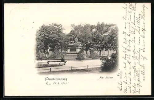 AK Berlin-Charlottenburg, Am Lützow, Parkanlage mit Denkmal