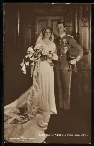 AK Prins Gustaf Adolf mit Prinsessan Sibylla in Brautkleidung