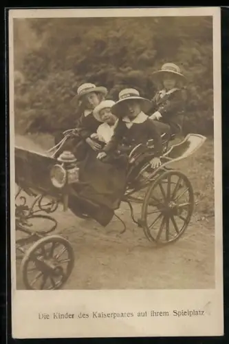 AK Die Kinder des Kaiserpaares von Österreich auf ihrem Spielplatz